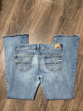 American Eagle Women’s Size 10 Bootcut Jeans Medium Wash Stretch Denim